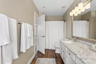 8866 E Shangri La Rd, Scottsdale, AZ 85260 - Photo 20