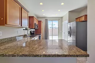 10353 W Monterosa Ave, Phoenix, AZ 85037 - Photo 6