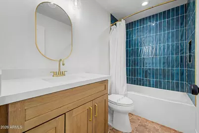 428 E Desert Drive, Phoenix, AZ 85042 - Photo 22