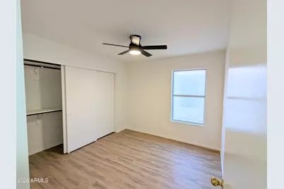 8034 W Paradise Drive, Peoria, AZ 85345 - Photo 10