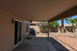 8034 W Paradise Dr, Peoria, AZ 85345 - Photo 22