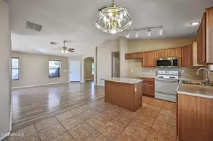 10930 W Wilshire Dr, Avondale, AZ 85392 - Photo 6