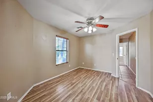 10930 W Wilshire Dr, Avondale, AZ 85392 - Photo 8