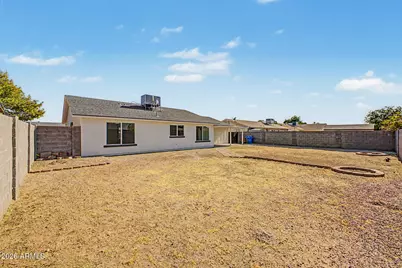 10826 W Montecito Avenue, Phoenix, AZ 85037 - Photo 24