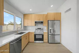 10826 W Montecito Ave, Phoenix, AZ 85037 - Photo 2