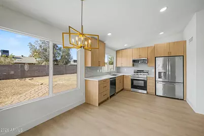 10826 W Montecito Avenue, Phoenix, AZ 85037 - Photo 10