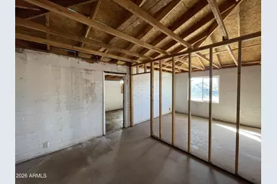 5031 S 36th Drive, Phoenix, AZ 85041 - Photo 6