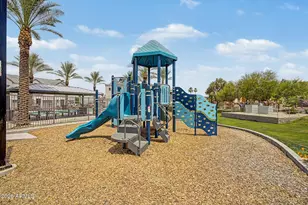 2275 W Harmont Dr, Phoenix, AZ 85021 - Photo 32