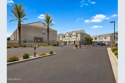 2275 W Harmont Drive, Phoenix, AZ 85021 - Photo 2