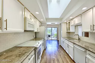 5006 N 78th Place, Scottsdale, AZ 85250 - Photo 8