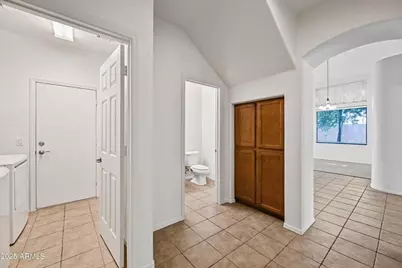 3852 S Eucalyptus Place, Chandler, AZ 85286 - Photo 4