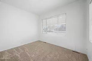6602 W Mission Ln, Glendale, AZ 85302 - Photo 20
