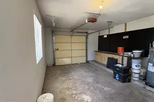 5725 N 68th Ave, Glendale, AZ 85303 - Photo 24
