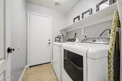 8143 E Michelle Drive, Scottsdale, AZ 85255 - Photo 22