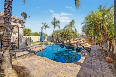 8143 E Michelle Drive, Scottsdale, AZ 85255 - Photo 24