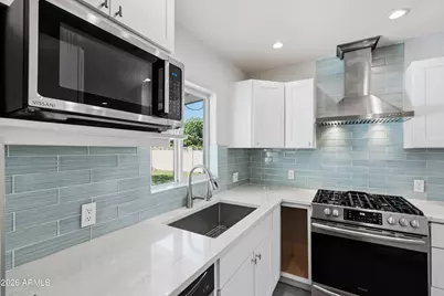 2143 W Minnezona Avenue, Phoenix, AZ 85015 - Photo 8