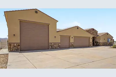24039 W Cavedale Drive, Wittmann, AZ 85361 - Photo 8
