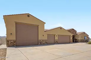 24039 W Cavedale Dr, Wittmann, AZ 85361 - Photo 8