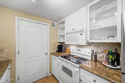 1701 E Colter Street #490, Phoenix, AZ 85016 - Photo 8
