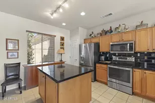 21039 N Vista Trail, Surprise, AZ 85387 - Photo 14