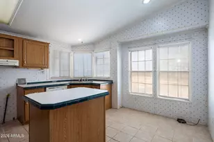 15761 W Hopi Dr, Casa Grande, AZ 85122 - Photo 12