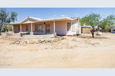 15761 W Hopi Drive, Casa Grande, AZ 85122 - Photo 2