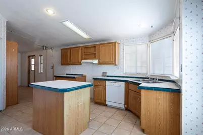 15761 W Hopi Drive, Casa Grande, AZ 85122 - Photo 10