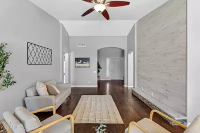 518 W Amoroso Drive, Gilbert, AZ 85233 - Photo 8