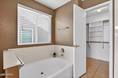 518 W Amoroso Drive, Gilbert, AZ 85233 - Photo 30
