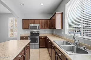17746 W Banff Ln, Surprise, AZ 85388 - Photo 6