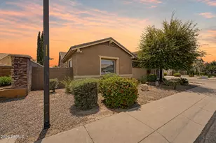 3163 E Oriole Dr, Gilbert, AZ 85297 - Photo 2