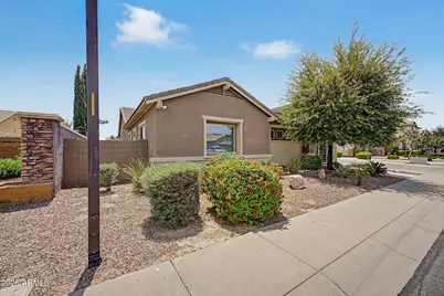 3163 E Oriole Drive, Gilbert, AZ 85297 - Photo 2