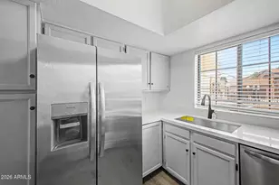 700 E Mesquite Cir, Tempe, AZ 85288 - Photo 20