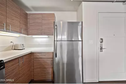 535 W Thomas Road #Apt 212, Phoenix, AZ 85013 - Photo 4