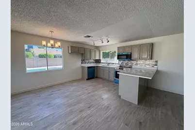 1521 W Nopal Avenue, Mesa, AZ 85202 - Photo 4