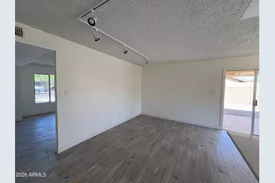 1521 W Nopal Avenue, Mesa, AZ 85202 - Photo 10