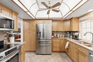 9202 W Pineridge Dr, Sun City, AZ 85351 - Photo 36
