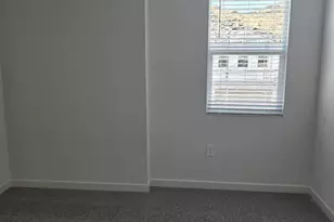 9750 S 12th Street S, Phoenix, AZ 85042 - Photo 16