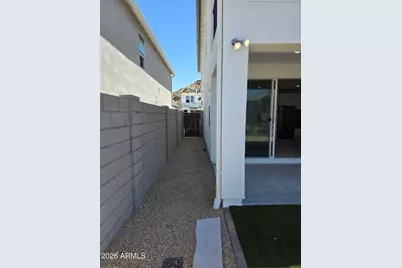 9750 S 12th Street S, Phoenix, AZ 85042 - Photo 28