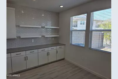 9750 S 12th Street S, Phoenix, AZ 85042 - Photo 8