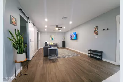 1058 E Whitton Avenue, Phoenix, AZ 85014 - Photo 44