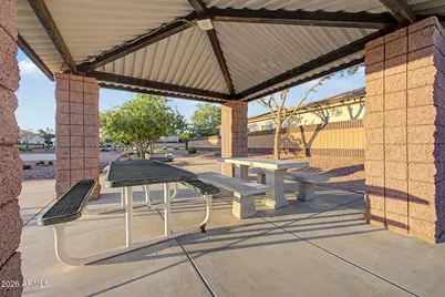 17082 W Northampton Road, Surprise, AZ 85374 - Photo 36