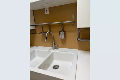 8140 N 107th Avenue #Unit 134, Peoria, AZ 85345 - Photo 4