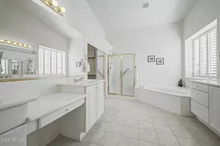 7192 W Dreyfus Dr, Peoria, AZ 85381 - Photo 14