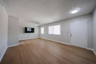 11033 W Elk Ave, Sun City, AZ 85351 - Photo 10