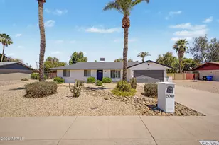 5040 E Sunnyside Dr, Scottsdale, AZ 85254 - Photo 1