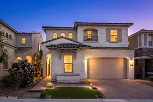3511 E Crest Ln, Phoenix, AZ 85050 - Photo 1