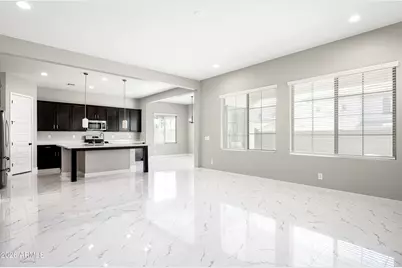 3511 E Crest Lane, Phoenix, AZ 85050 - Photo 4