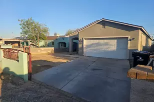 3021 W Almeria Rd, Phoenix, AZ 85009 - Photo 2