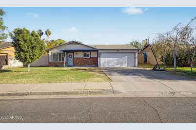 329 E Juniper Street, Mesa, AZ 85201 - Photo 2
